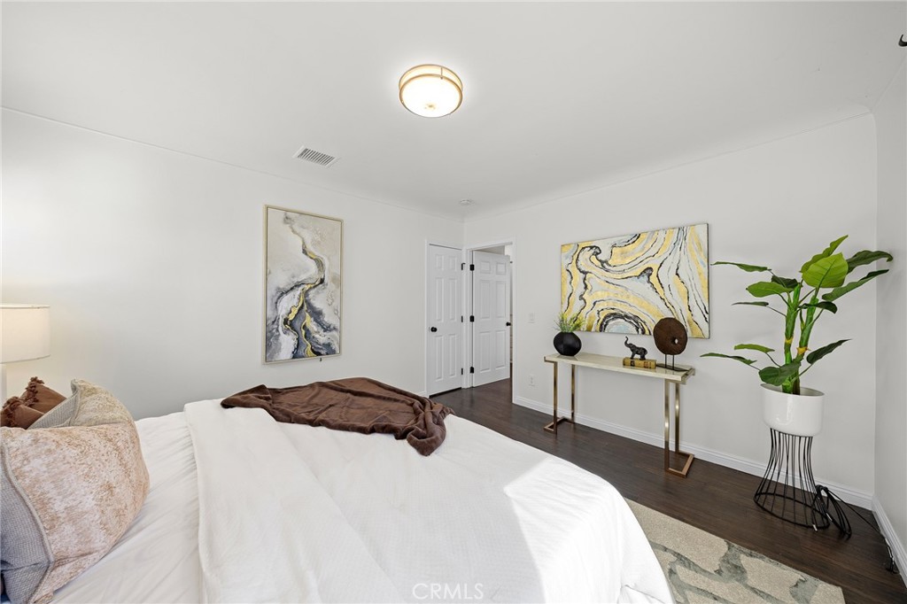 822 Bilton Way Property Photo 17