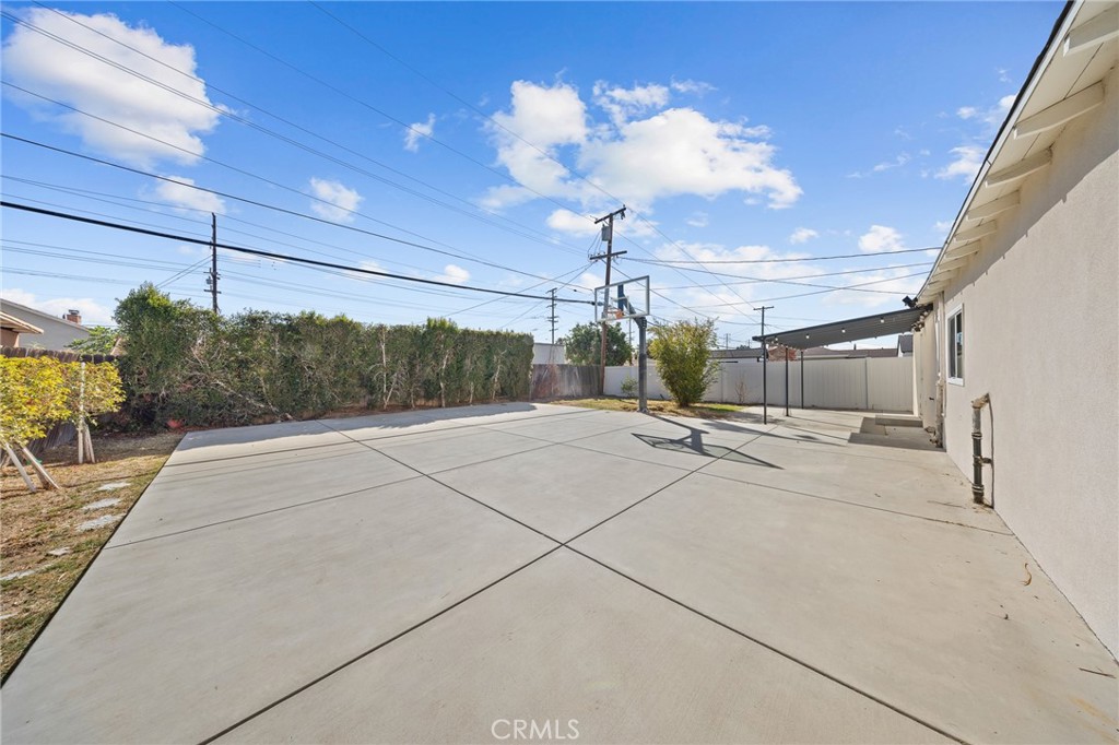 822 Bilton Way Property Photo 34