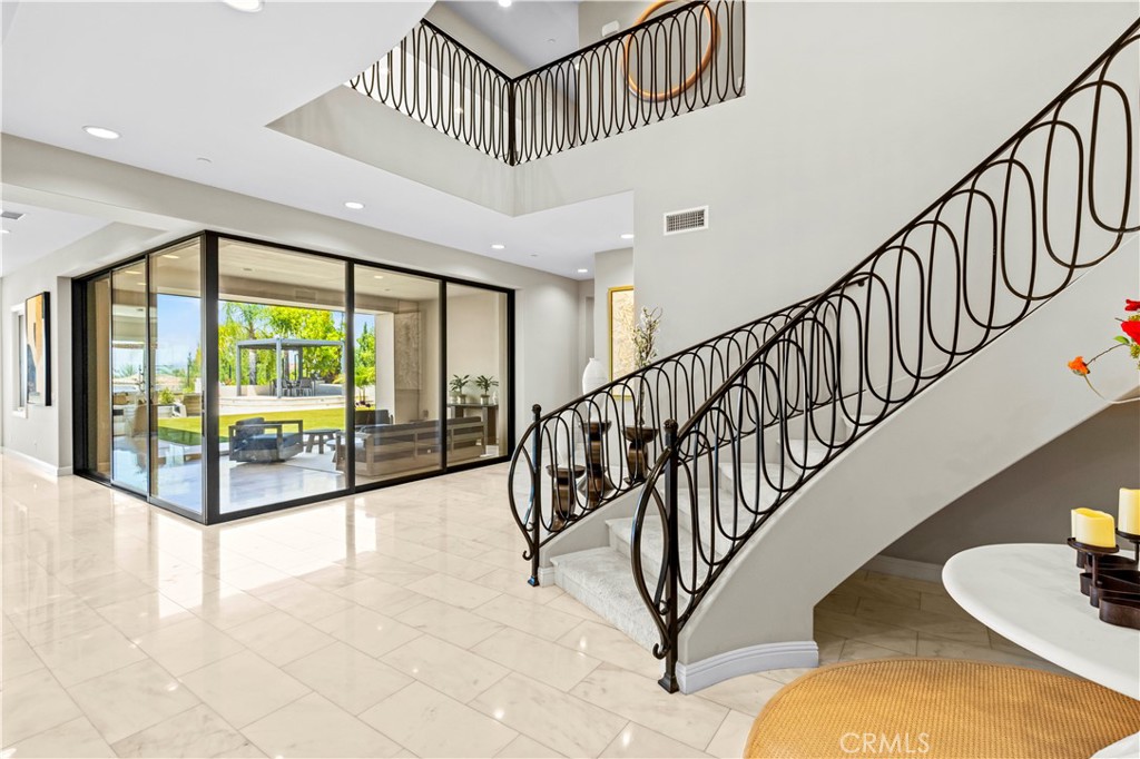 121 Panorama Property Photo 14