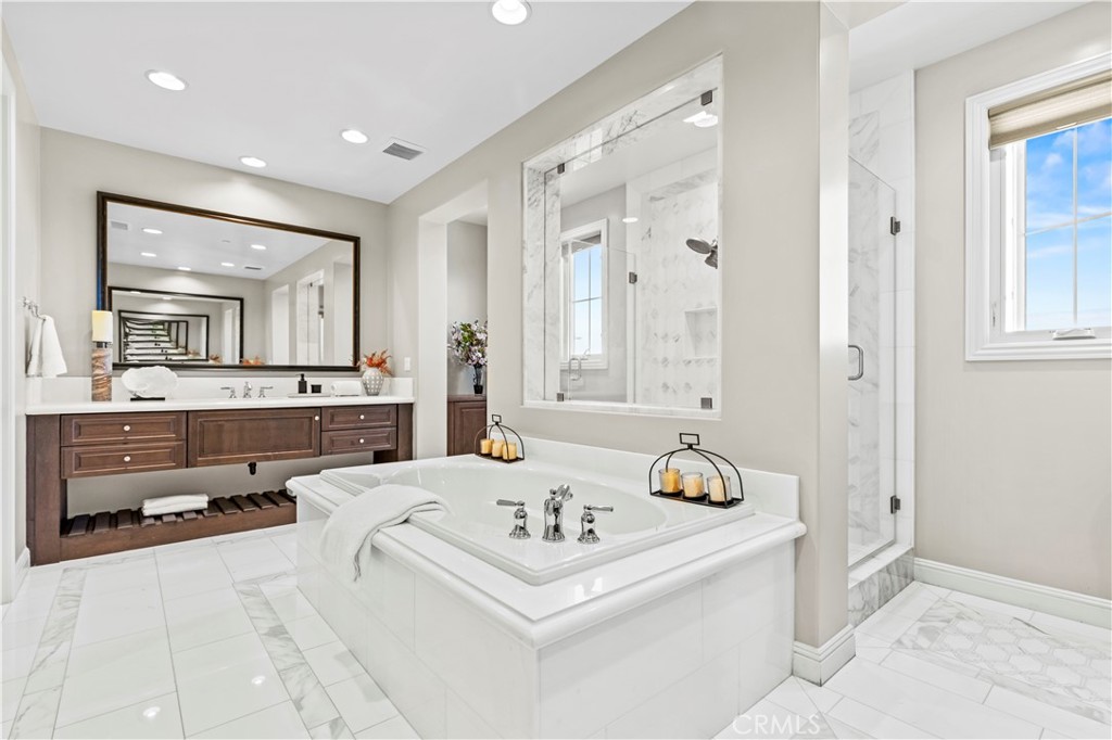 121 Panorama Property Photo 29