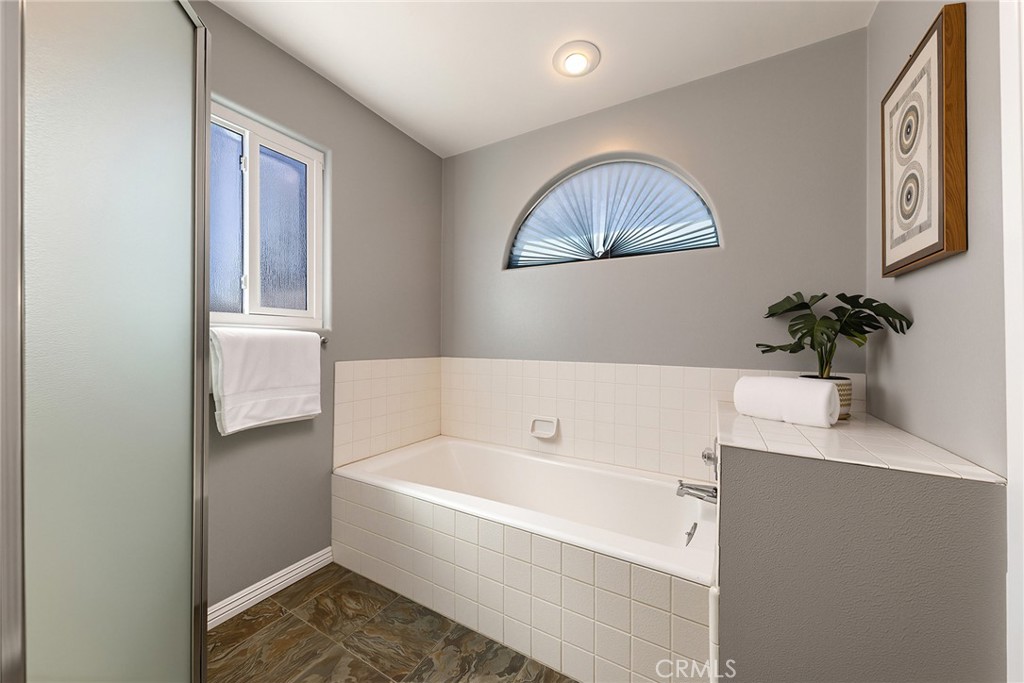 9420 Olive St Property Photo 32