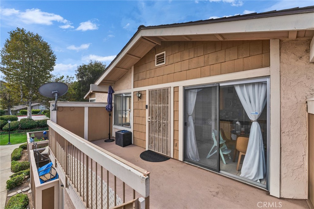 16910 Chalford Court Property Photo 4