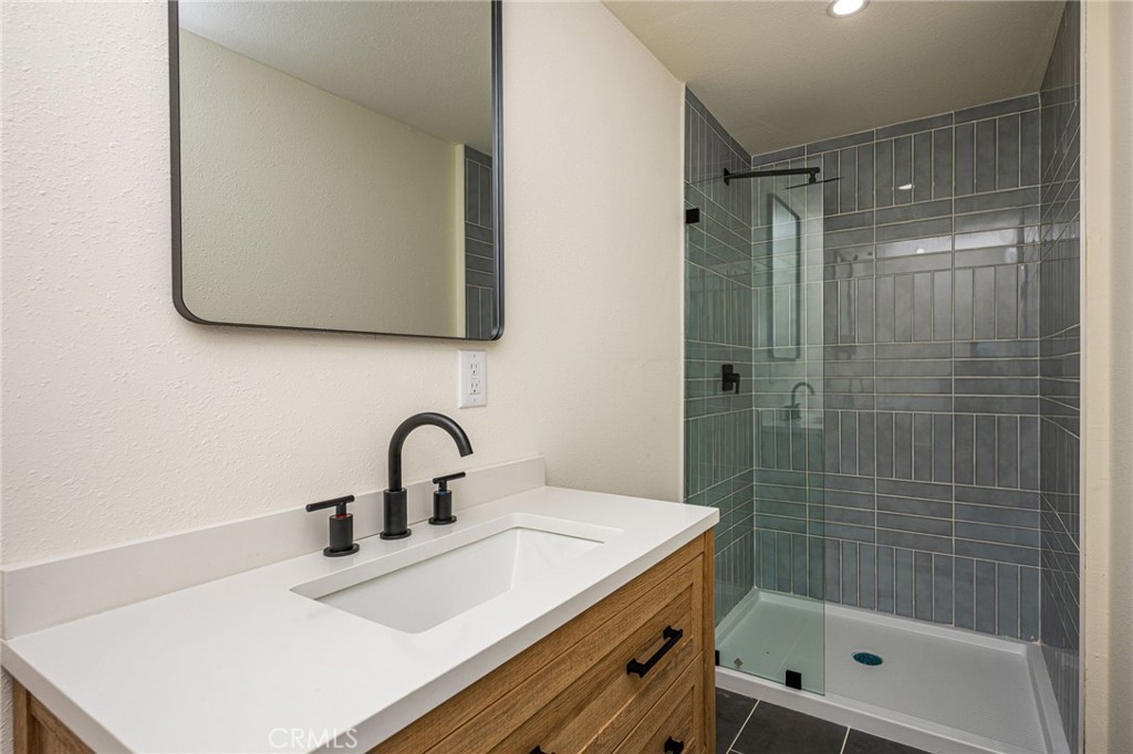 417 E 140th Street Property Photo 12
