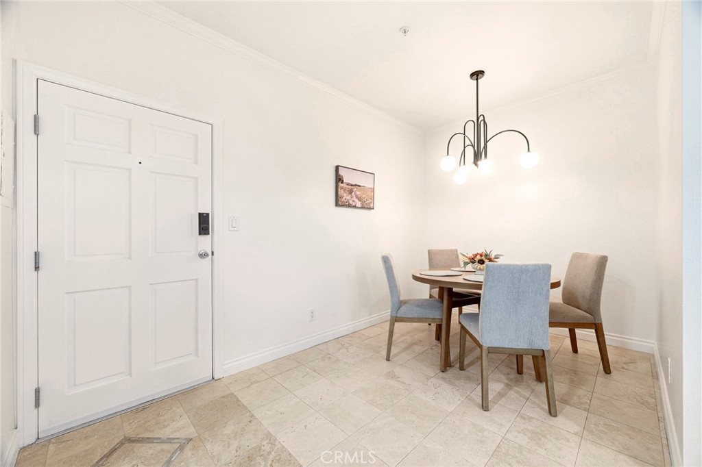 87 S Allen Avenue 103 Property Photo 13
