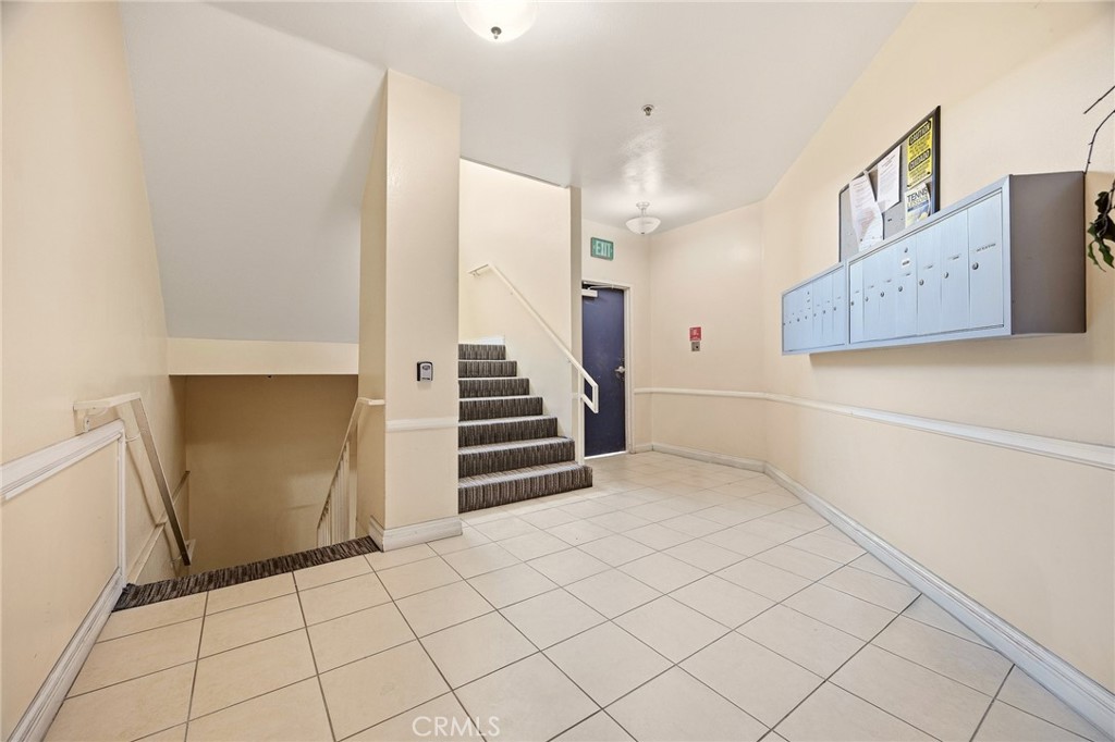 87 S Allen Avenue 103 Property Photo 29