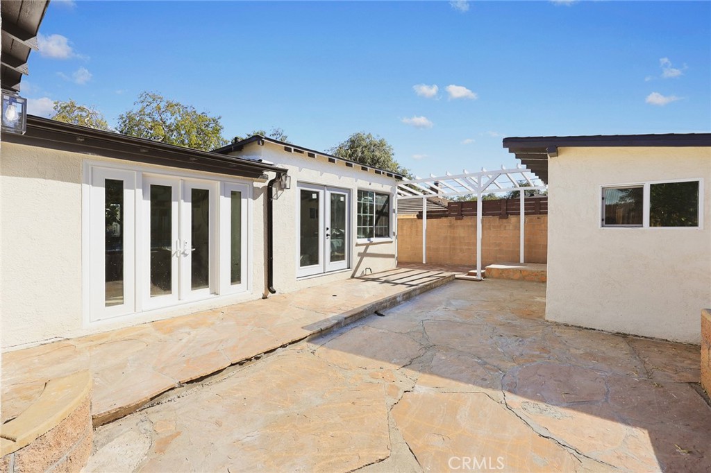 2133 Westminster Property Photo 28