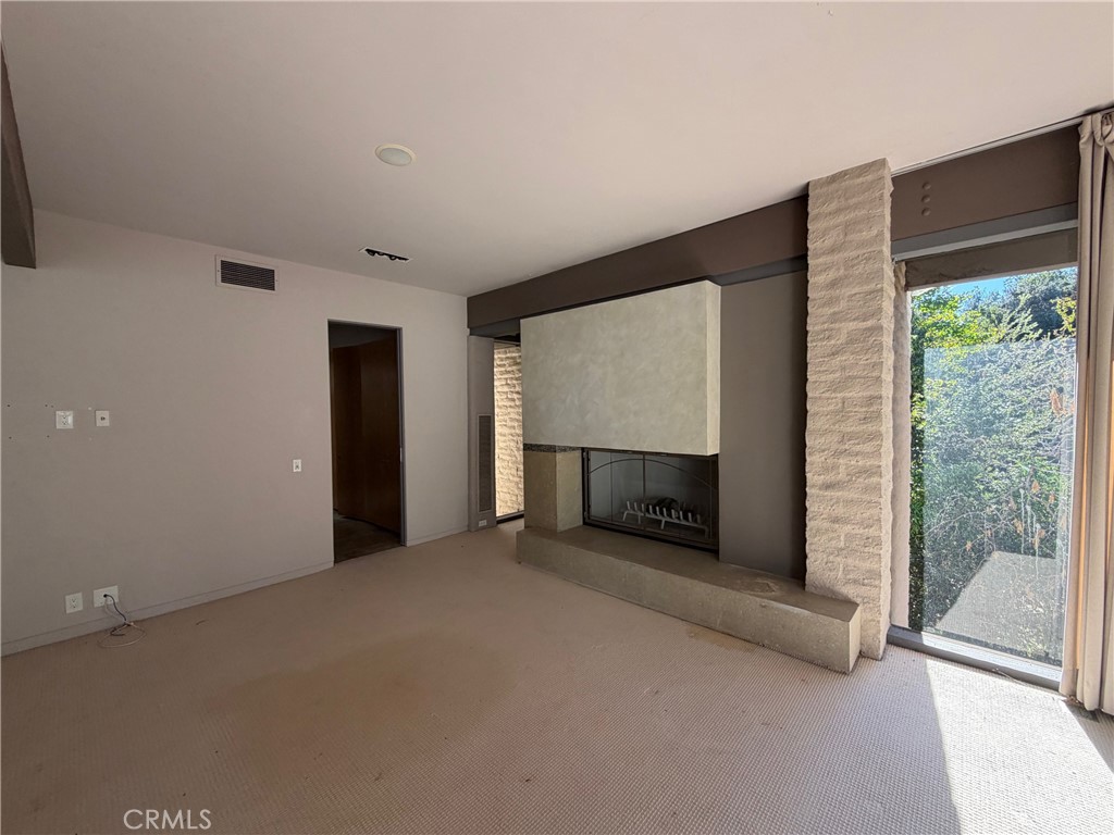 1665 Euston Rd Property Photo 12