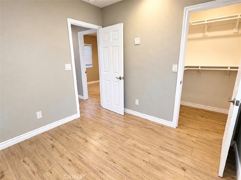 1663 Hawthorne St C Property Photo 13