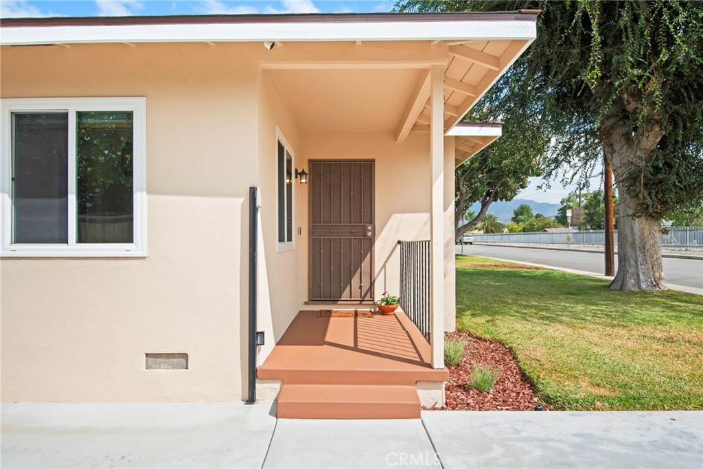 2507 Lincoln Avenue Property Photo 4