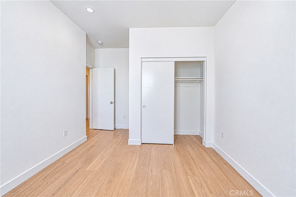 5690 Surfrider Way 105 Property Photo 11