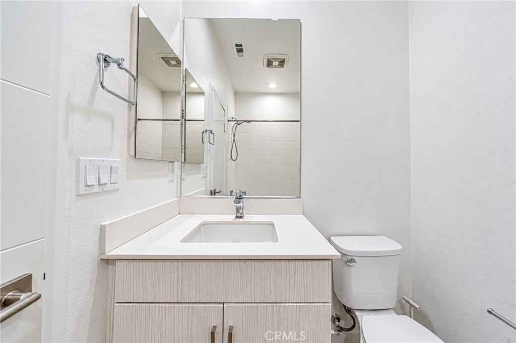 5690 Surfrider Way 105 Property Photo 13