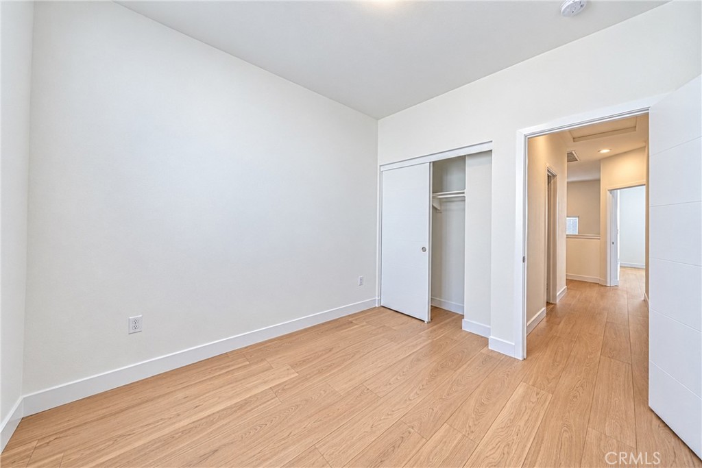 5690 Surfrider Way 105 Property Photo 25
