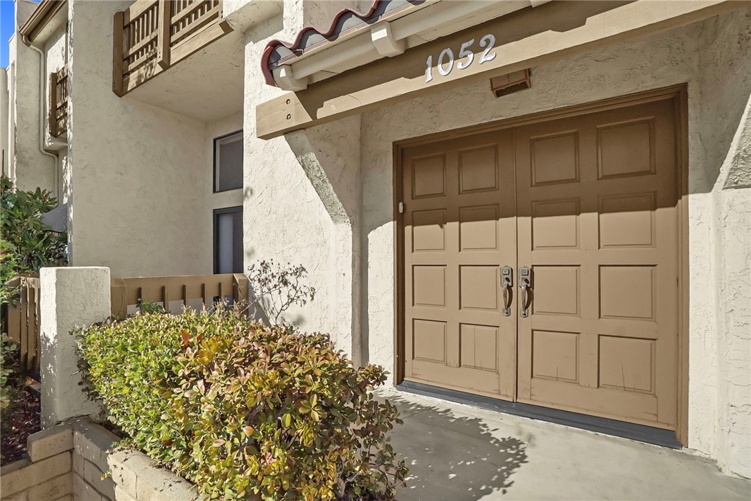 1052 San Gabriel Boulevard Property Photo 1