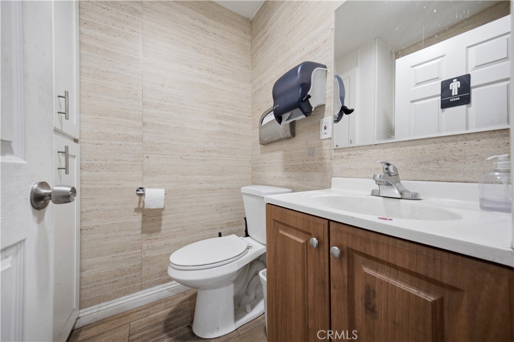 400 S Palm Avenue Property Photo 16