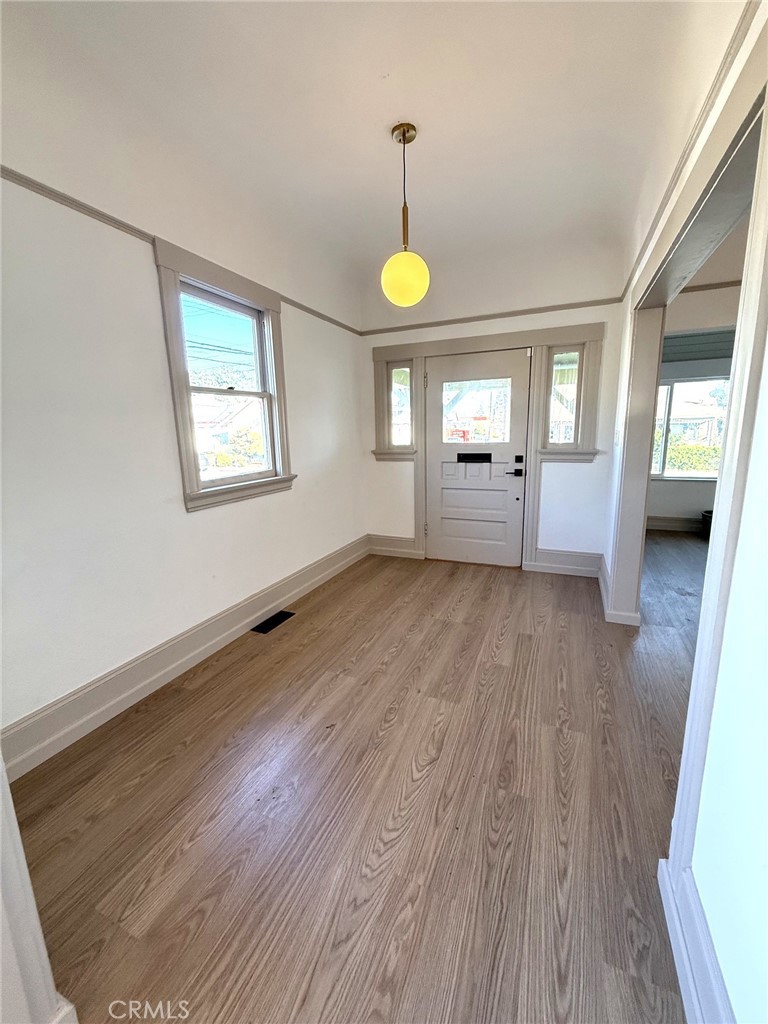 1829 Everett Street Property Photo 5