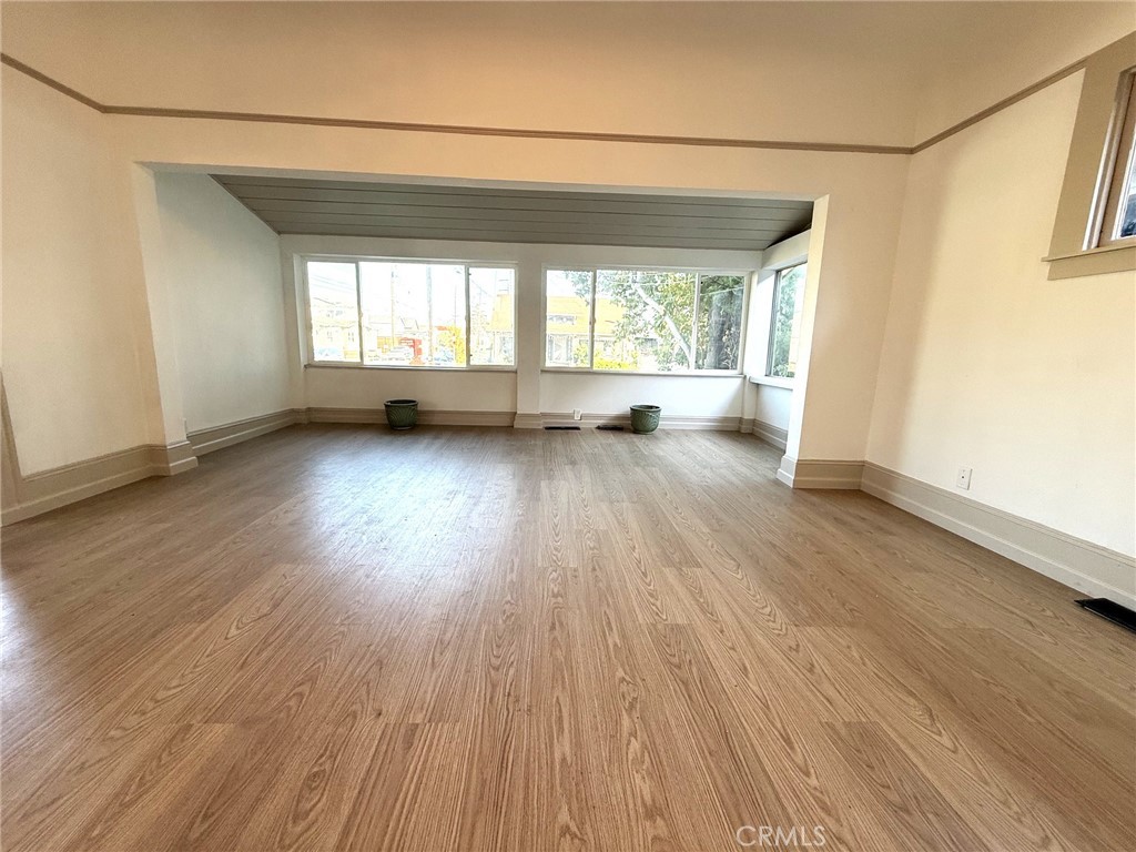 1829 Everett Street Property Photo 7