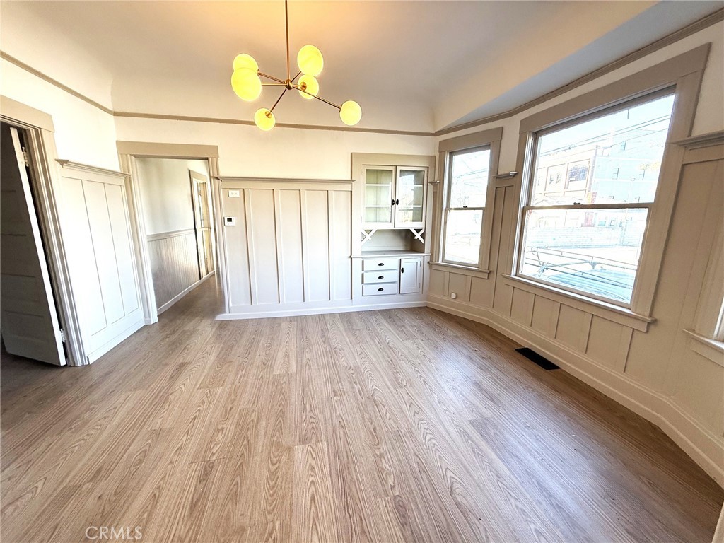 1829 Everett Street Property Photo 9