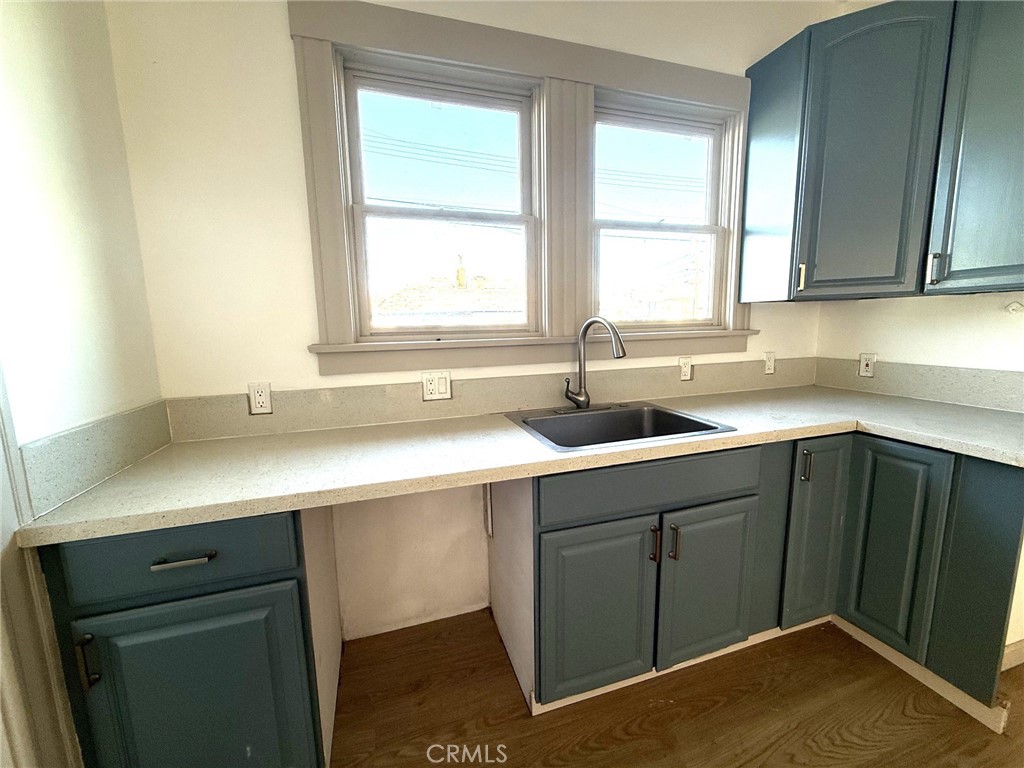 1829 Everett Street Property Photo 11