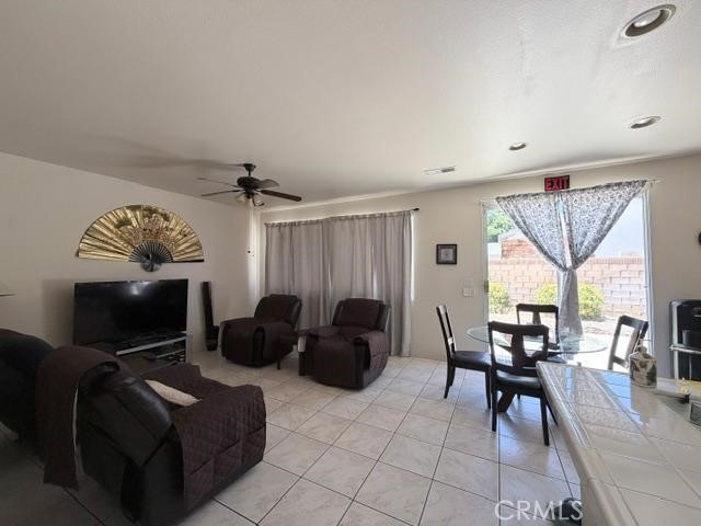 38719 37th E Property Photo 4