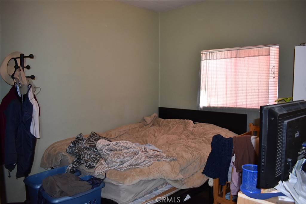 2428 Hancock Property Photo 6