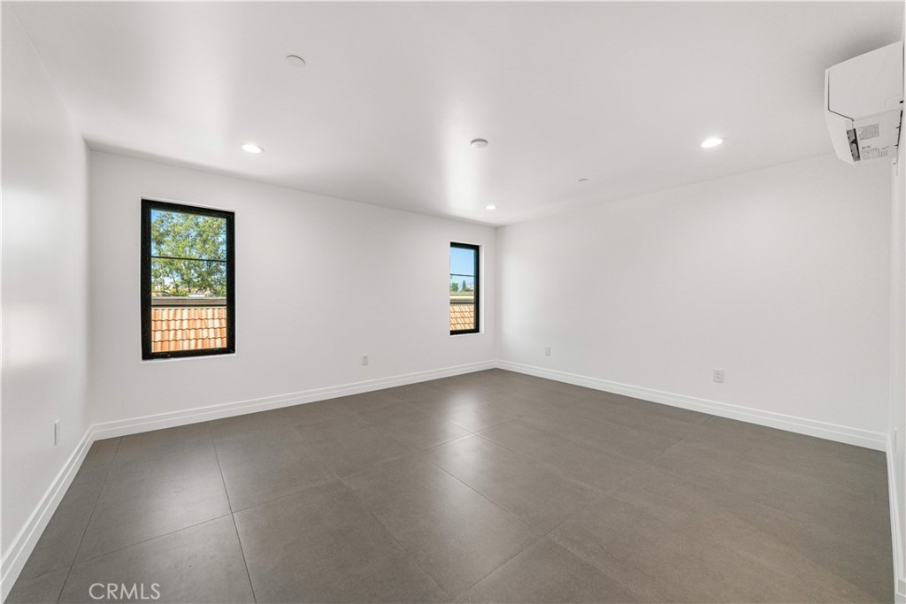 220 W Mission C Property Photo 19