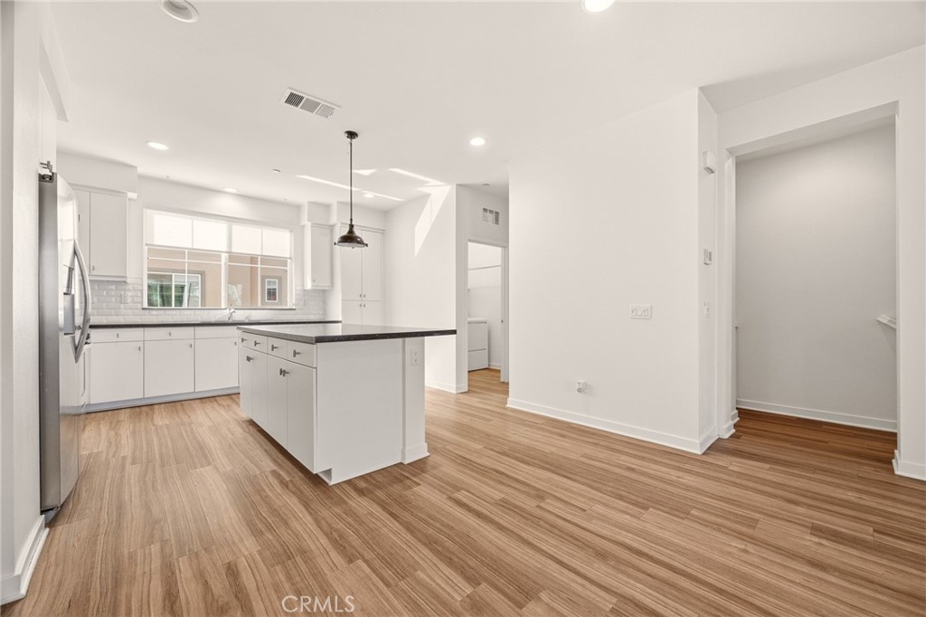 817 Pommelo Property Photo 1