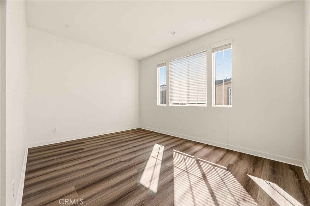 817 Pommelo Property Photo 2