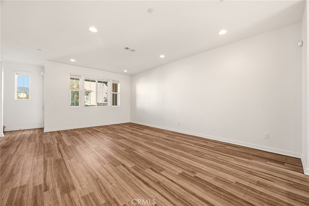 817 Pommelo Property Photo 15