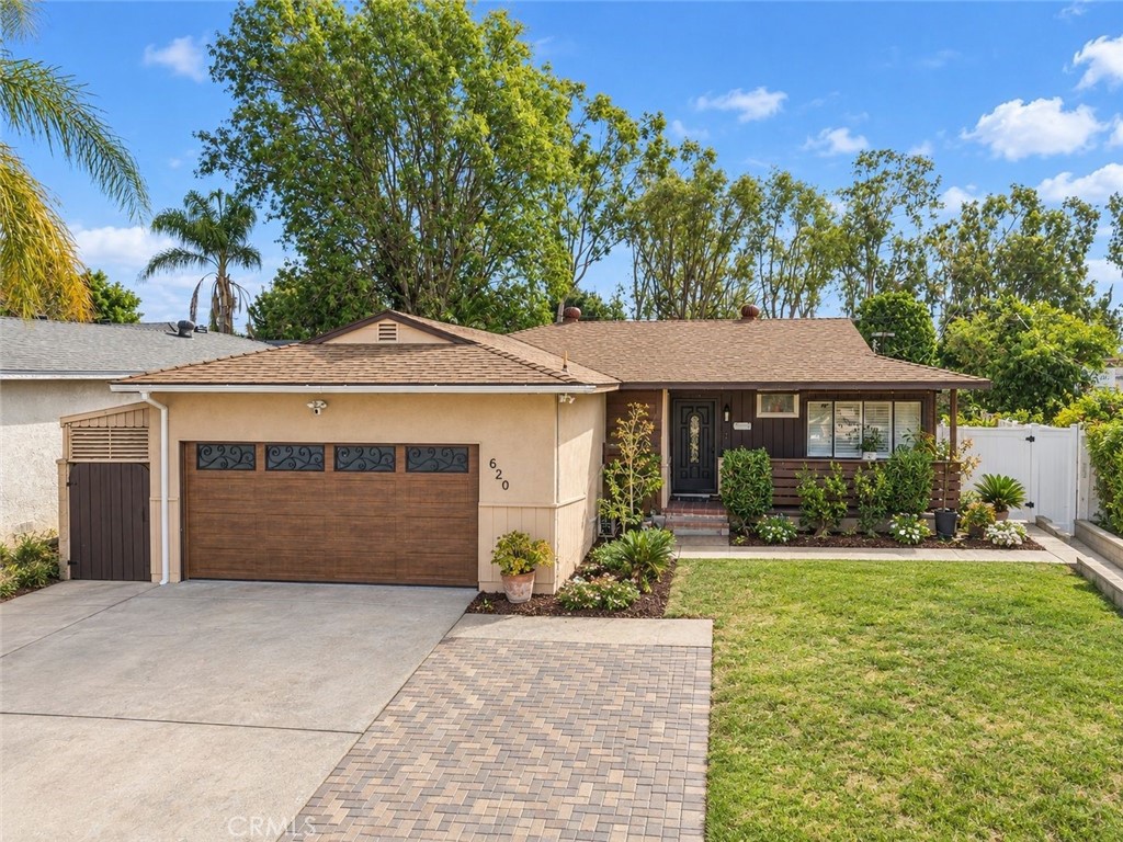 620 W Gaillard Property Photo 1