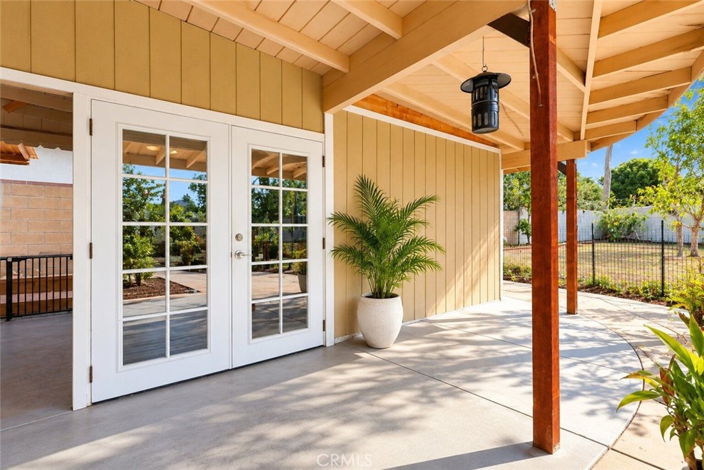 620 W Gaillard Property Photo 18