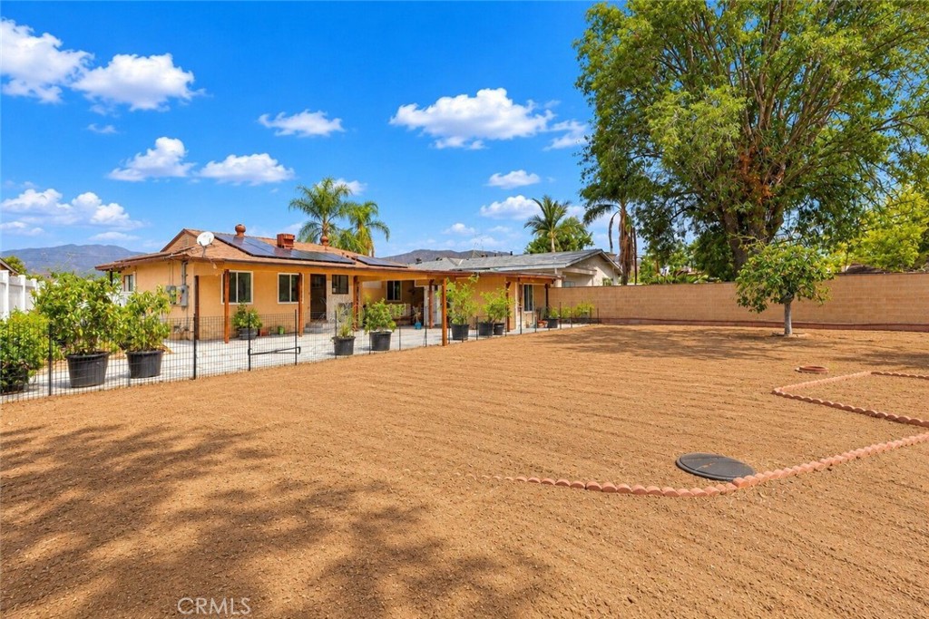 620 W Gaillard Property Photo 21