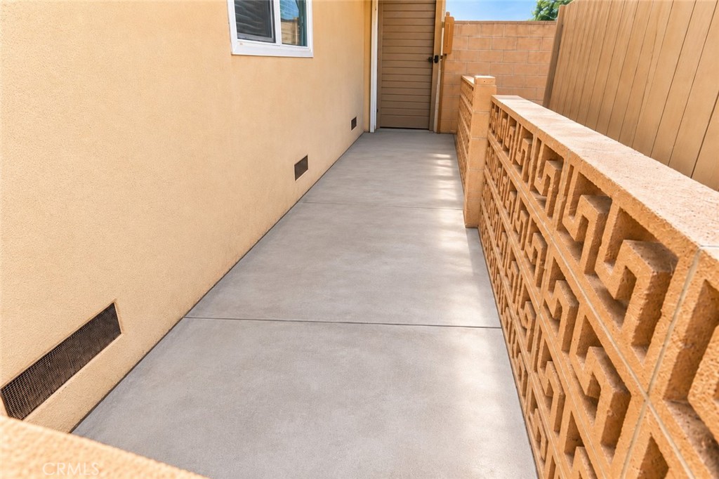 620 W Gaillard Property Photo 23