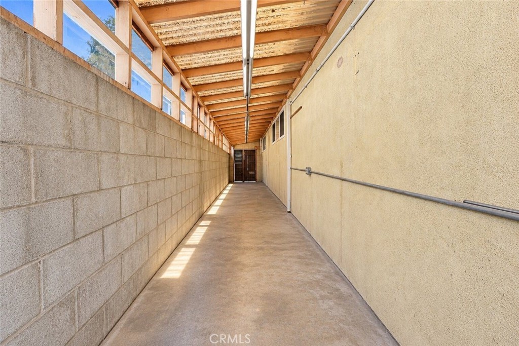 620 W Gaillard Property Photo 24