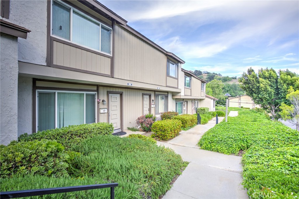 2368 Canyon Park Property Photo 4