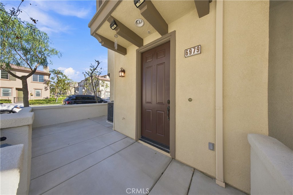 6979 Vining Street Property Photo 3