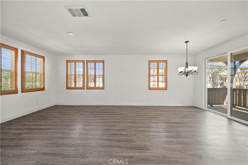6979 Vining Street Property Photo 6