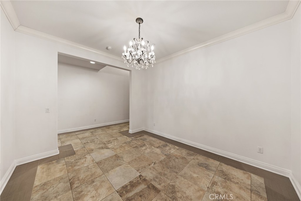 13925 Barnett Property Photo 14