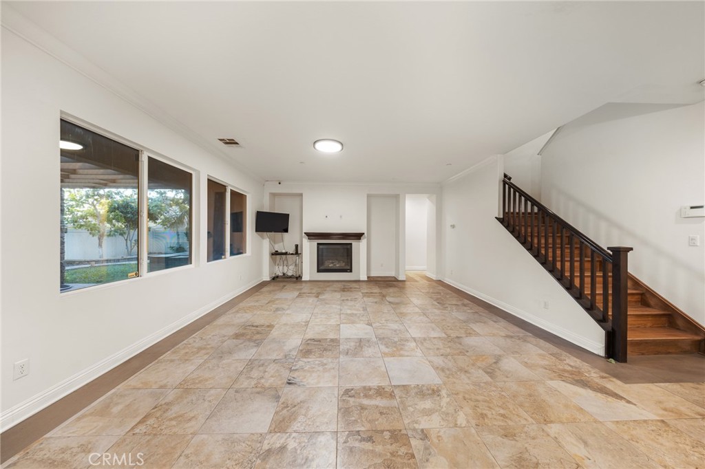 13925 Barnett Property Photo 15