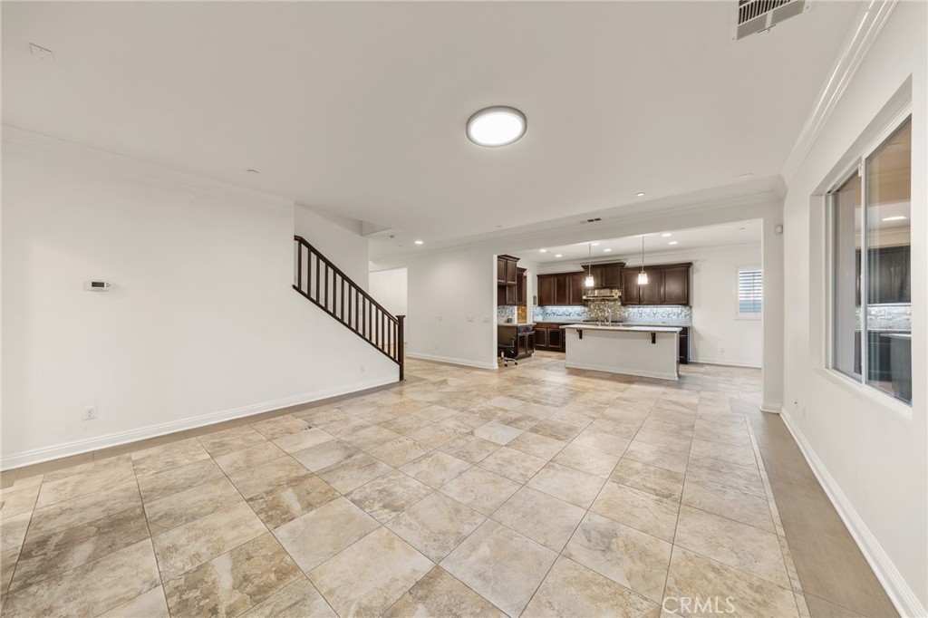 13925 Barnett Property Photo 18