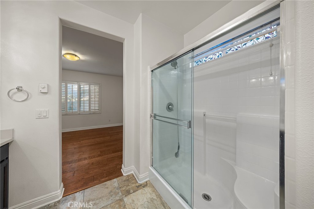 13925 Barnett Property Photo 31