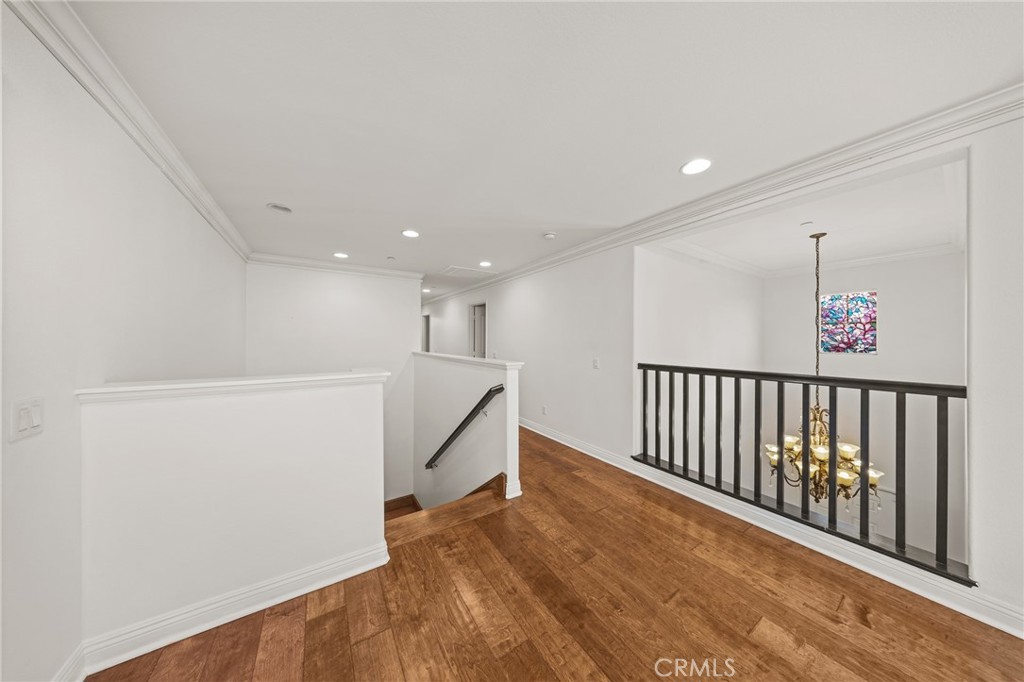 13925 Barnett Property Photo 37