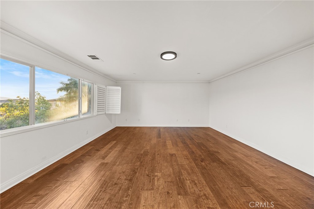 13925 Barnett Property Photo 45