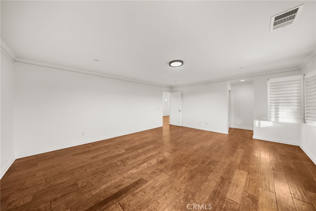 13925 Barnett Property Photo 46