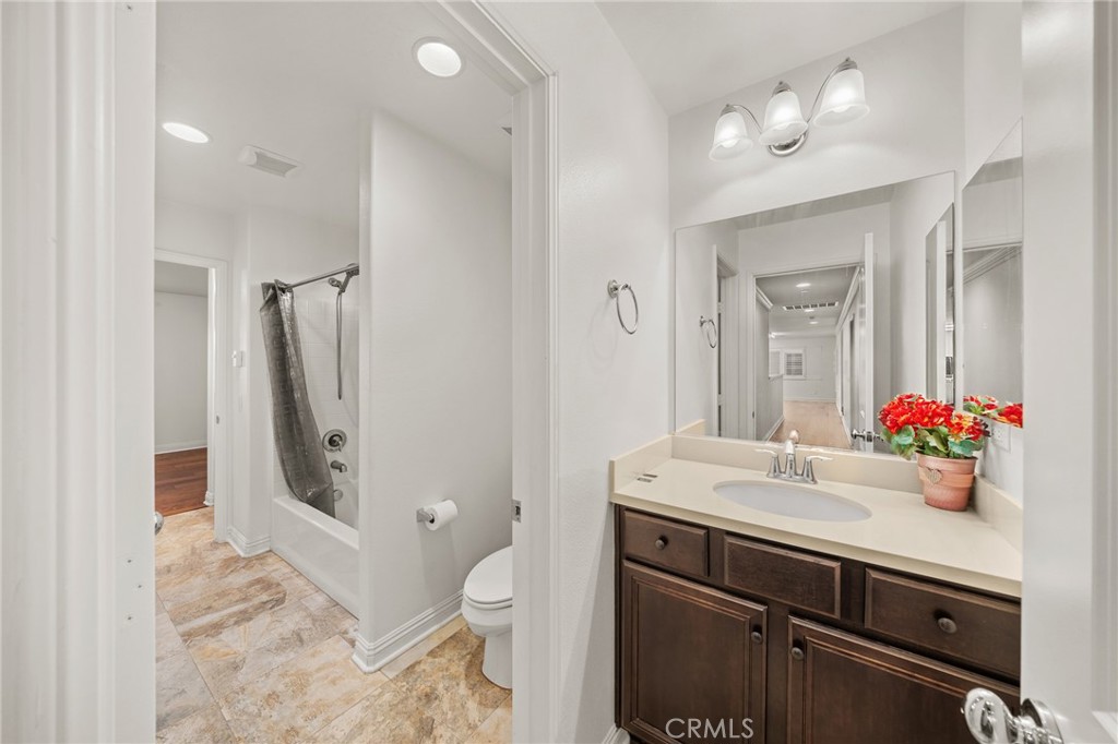 13925 Barnett Property Photo 61