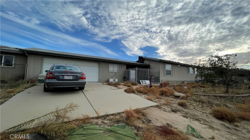 52127 Martindale Property Photo 2