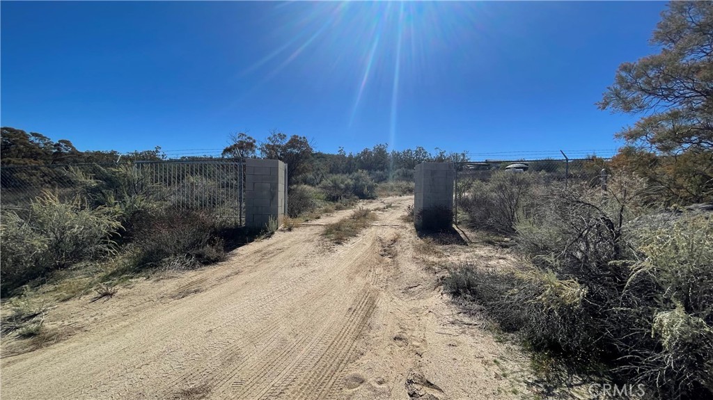 52127 Martindale Property Photo 3