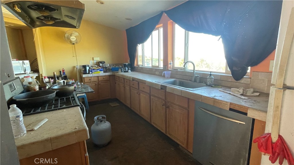 52127 Martindale Property Photo 7
