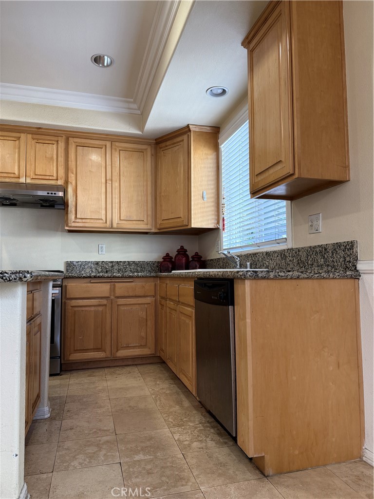 4237 Walnut Property Photo 10