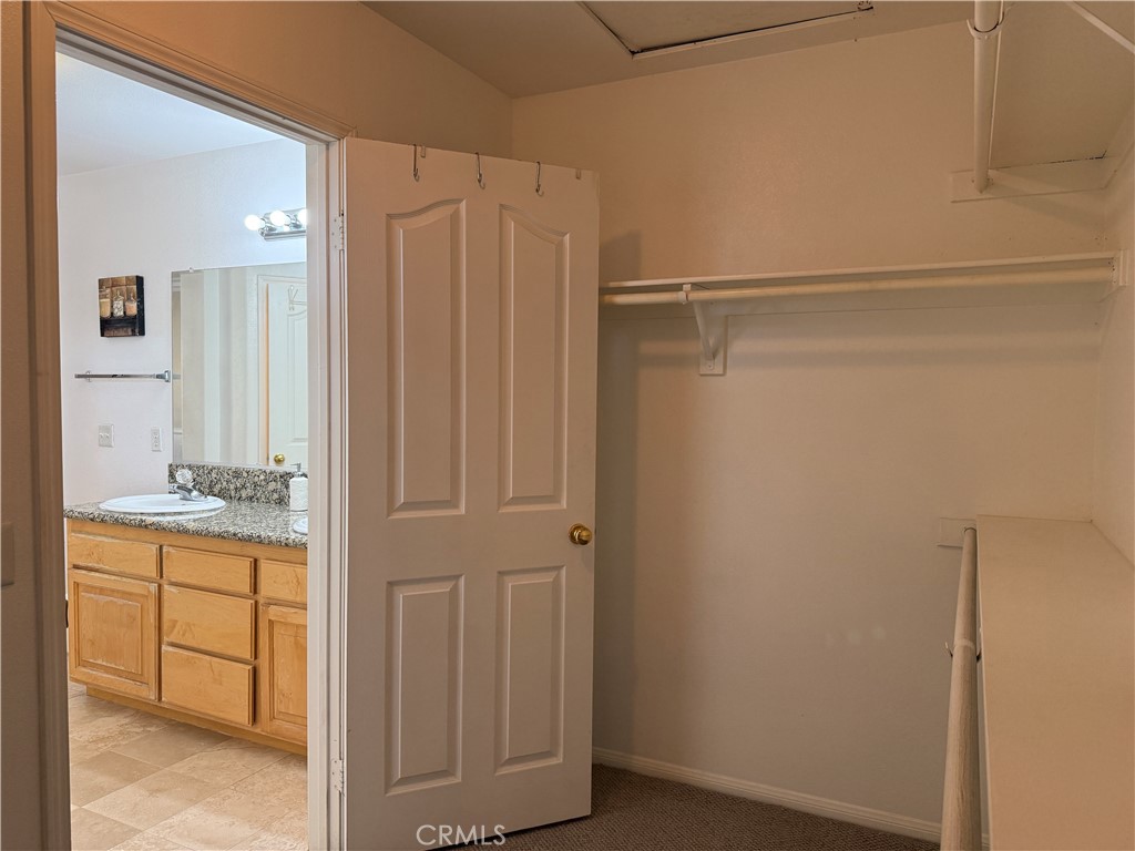 4237 Walnut Property Photo 33