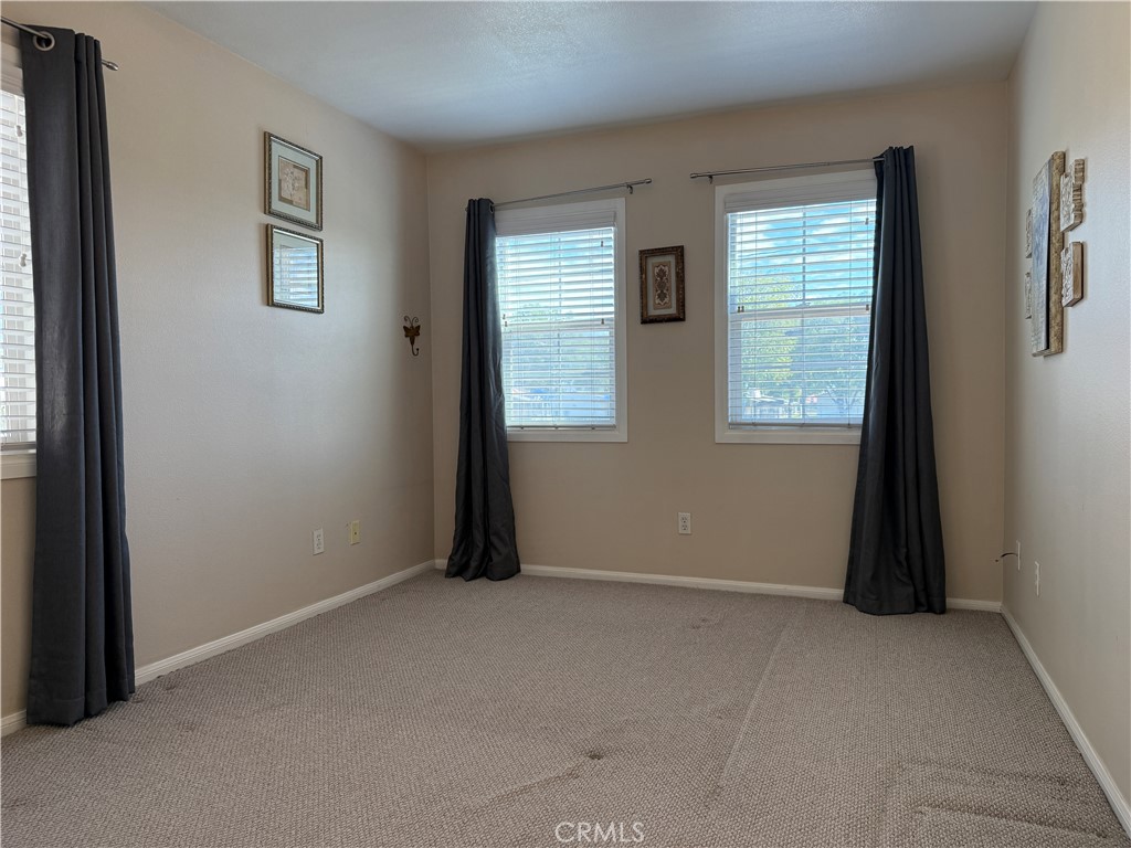 4237 Walnut Property Photo 37